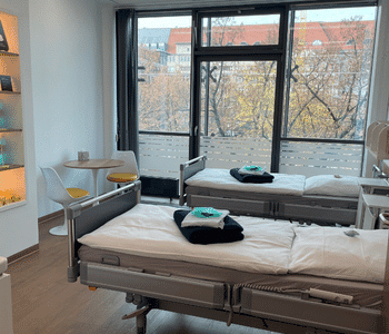 Zimmer 3 med-plast Klinik Fenster