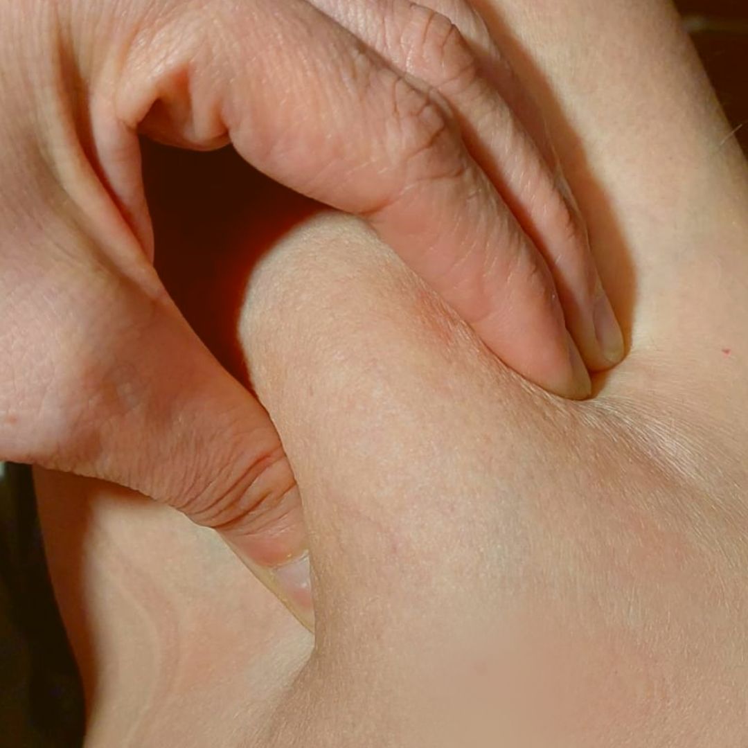 Pinchtest und grobe Haut bei Lipödem Diagnose